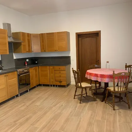 Spazioso In Casa Singola Con Giardino * פאדובה